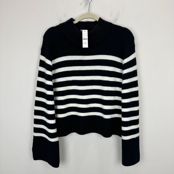 J.Crew Chunky Crewneck Sweater Supersoft Yarn Cropped Oversized Black Small NWT - Picture 4 of 11